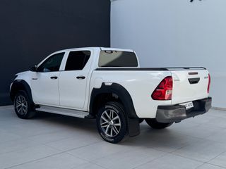 Toyota Hilux 2021 DOUBLE CAB 2.4D  4X4-thumb-5