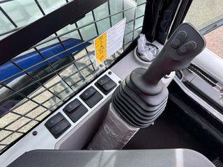 Φορτωτάκι Graecus 2026 MYRMIDON SS12 Cab A/C Yanmar Φορτωτάκι τύπου Bobcat-thumb-2