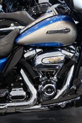Harley Davidson Touring Electra Glide Ultra Limited Low 2018-thumb-8