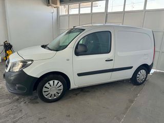 Κλούβα Mercedes-Benz 2018 109 DIESEL COPA CAR-thumb-4