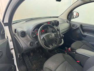 Κλούβα Mercedes-Benz 2018 109 DIESEL COPA CAR-thumb-12