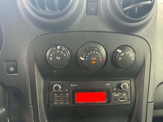 Κλούβα Mercedes-Benz 2018 109 DIESEL COPA CAR-thumb-15