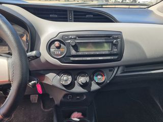 Toyota Yaris 2014 1.4 D-4D DIESEL 6 TAXYTO-thumb-30