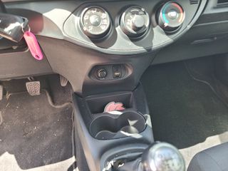 Toyota Yaris 2014 1.4 D-4D DIESEL 6 TAXYTO-thumb-31