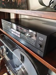 HITACHI DA-800 CD PLAYER [1983-85]-thumb-4