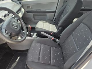 Mazda 2 2008-thumb-9