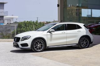 Mercedes-Benz GLA 200 2014 AMG LINE 7G-DCT Panorama