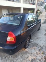 Hyundai Accent 2000