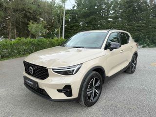 Volvo XC40 2025 MILD HYBRID FULL EXTRA