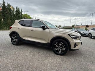 Volvo XC40 2025 MILD HYBRID FULL EXTRA-thumb-3