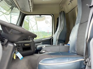 Ανατροπή Volvo 2011 FMX 420 * BORDMATIC * 8x4-thumb-8