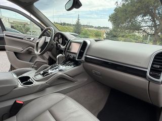 Porsche Cayenne 2012 DIESEL FULL EXTRA-thumb-11