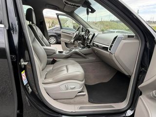 Porsche Cayenne 2012 DIESEL FULL EXTRA-thumb-13