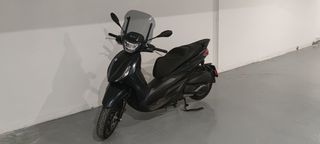 Piaggio Beverly 300 2021-thumb-4