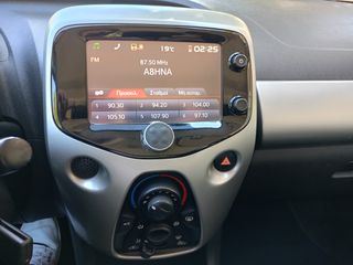 Toyota Aygo 2016 X-PLAY-thumb-14