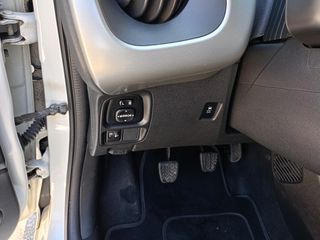 Toyota Aygo 2016 X-PLAY-thumb-17