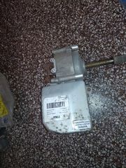 ΚΟΛΟΝΑ ΤΙΜΟΝΙΟΥ RENAULT CLIO 3 8200974216-4