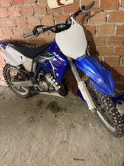 Yamaha YZ 125 2002-thumb-1