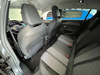 Peugeot 308 2026 1,2CC 145HP HYBRID ALLURE-thumb-12