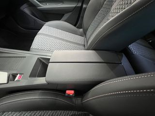 Peugeot 308 2026 1,2CC 145HP HYBRID ALLURE-thumb-15