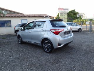 Toyota Yaris 2018 1.5 Hybrid Style Hatchback 5-door (Euro 6.2)-thumb-6