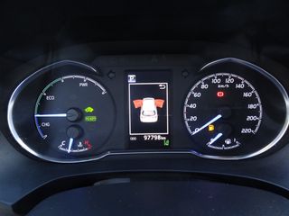 Toyota Yaris 2018 1.5 Hybrid Style Hatchback 5-door (Euro 6.2)-thumb-33