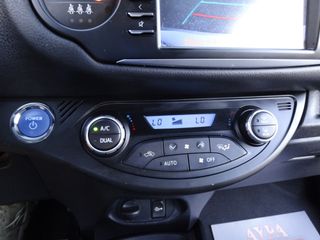 Toyota Yaris 2018 1.5 Hybrid Style Hatchback 5-door (Euro 6.2)-thumb-23