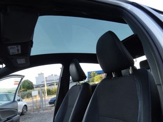 Toyota Yaris 2018 1.5 Hybrid Style Hatchback 5-door (Euro 6.2)-thumb-17