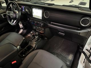 Jeep Wrangler 2022 SAHARA EDITION-thumb-26