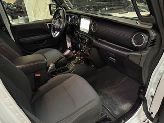 Jeep Wrangler 2022 SAHARA EDITION-thumb-28