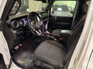 Jeep Wrangler 2022 SAHARA EDITION-thumb-30