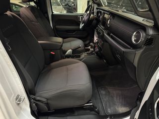 Jeep Wrangler 2022 SAHARA EDITION-thumb-39