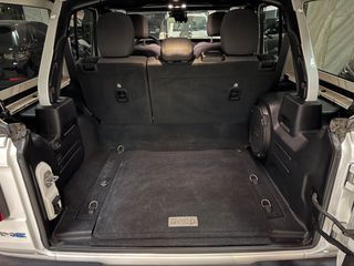 Jeep Wrangler 2022 SAHARA EDITION-thumb-51