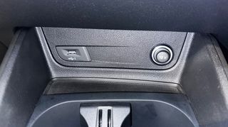 Audi Q2 2022 1000cc COMFORT 30 TFSI-thumb-36