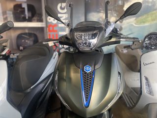Piaggio Beverly 400 2026 BEVERLY 400 S