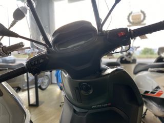 Piaggio Beverly 400 2026 BEVERLY 400 S-thumb-5