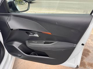 Peugeot 208 2022 1.2 cc  100hp /PureTech  Active Business/-thumb-32