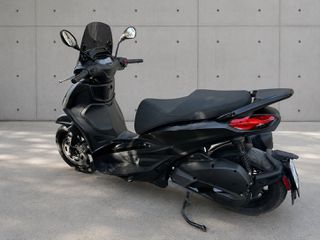 Piaggio 2024 BEVERLY 300 hpe
