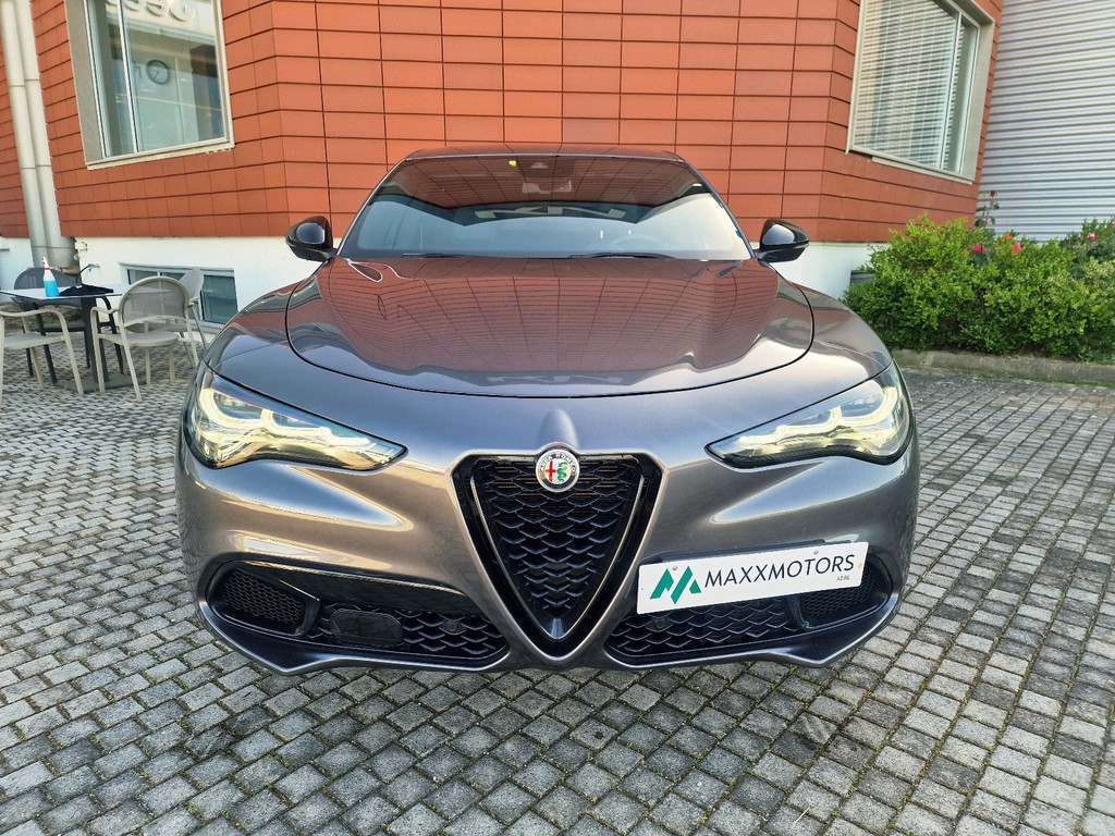 Alfa Romeo Stelvio 2023 2.2  VELOCE AT8 Q4 210PS