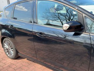 Ford C-Max 2019-thumb-10