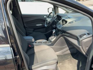 Ford C-Max 2019-thumb-16