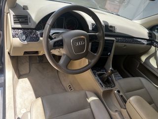 Audi A4 2008-thumb-17