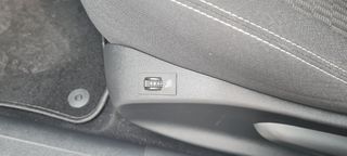 Peugeot 208 2018-thumb-2