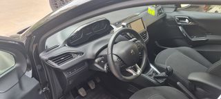 Peugeot 208 2018-thumb-6