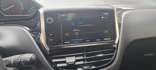 Peugeot 208 2018-thumb-9