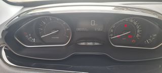 Peugeot 208 2018-thumb-10