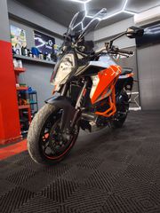 KTM 1290 Super Duke GT 2017