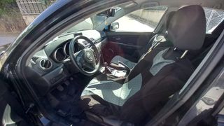 Mazda 3 2006-thumb-4