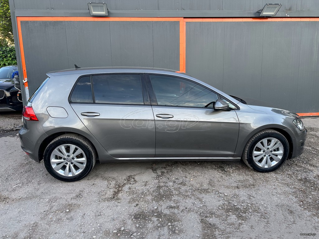 Volkswagen Golf thumbnail 9