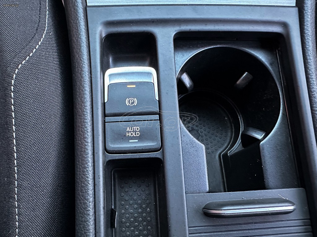 Volkswagen Golf thumbnail 23
